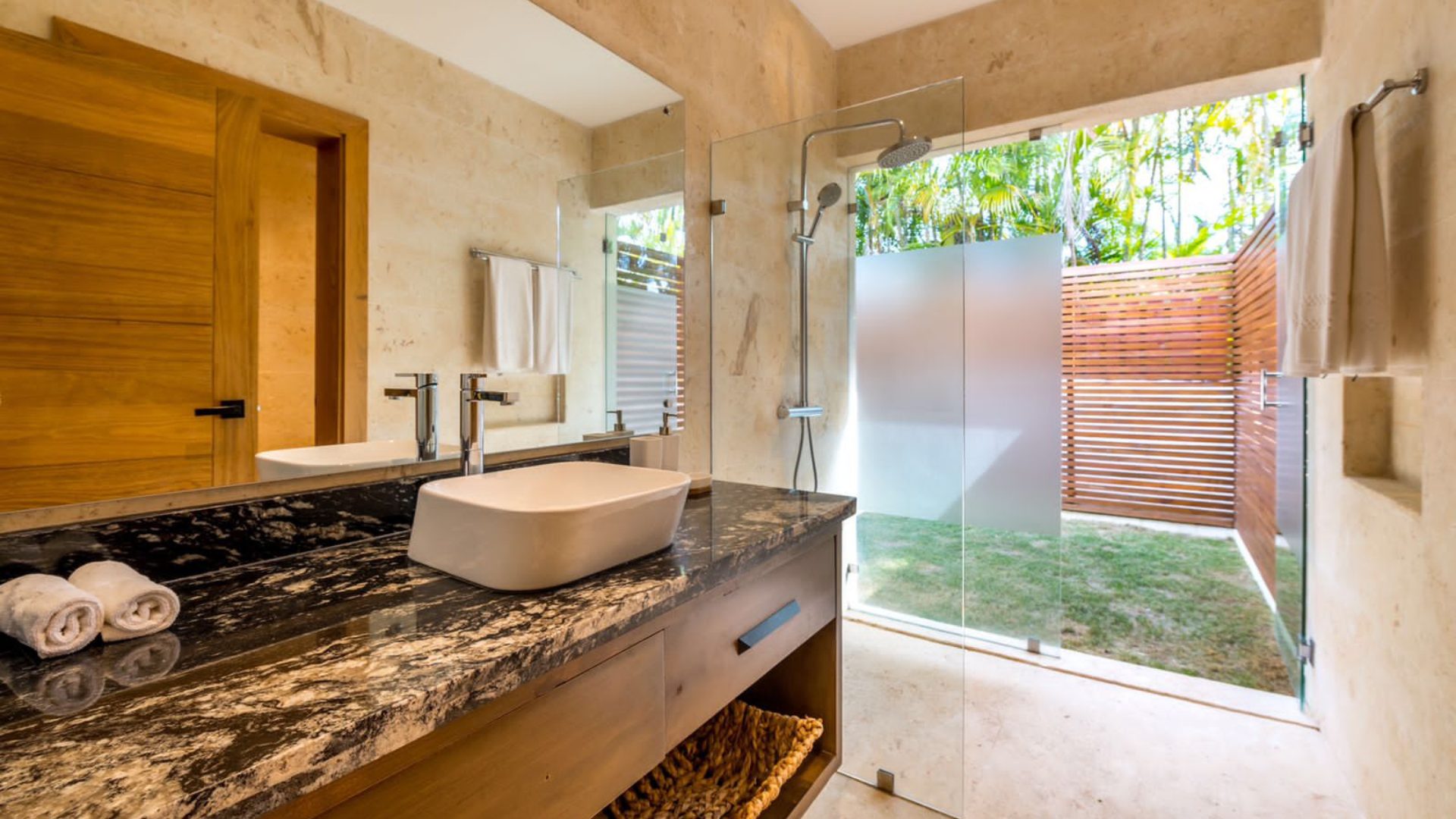 For Rent, Casa de Campo L92