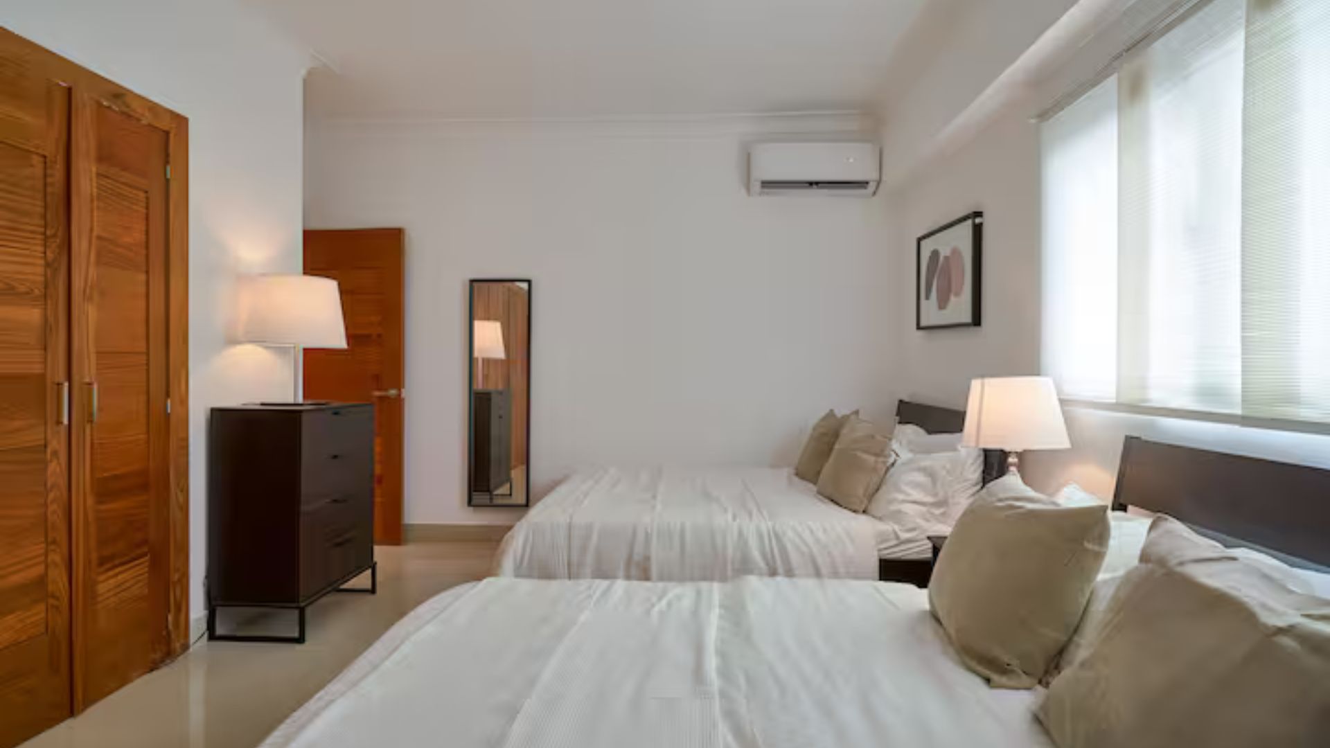 Available for rent-Sant.Dom CT3