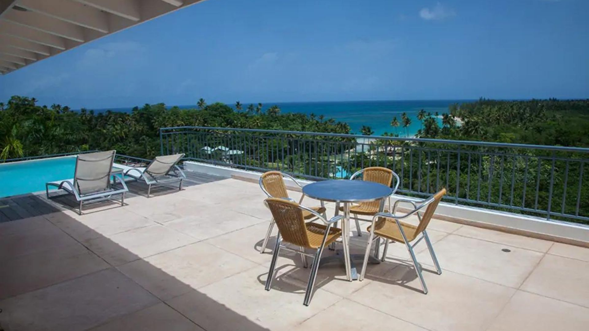 Available for rent villa in Terrenas, Samana