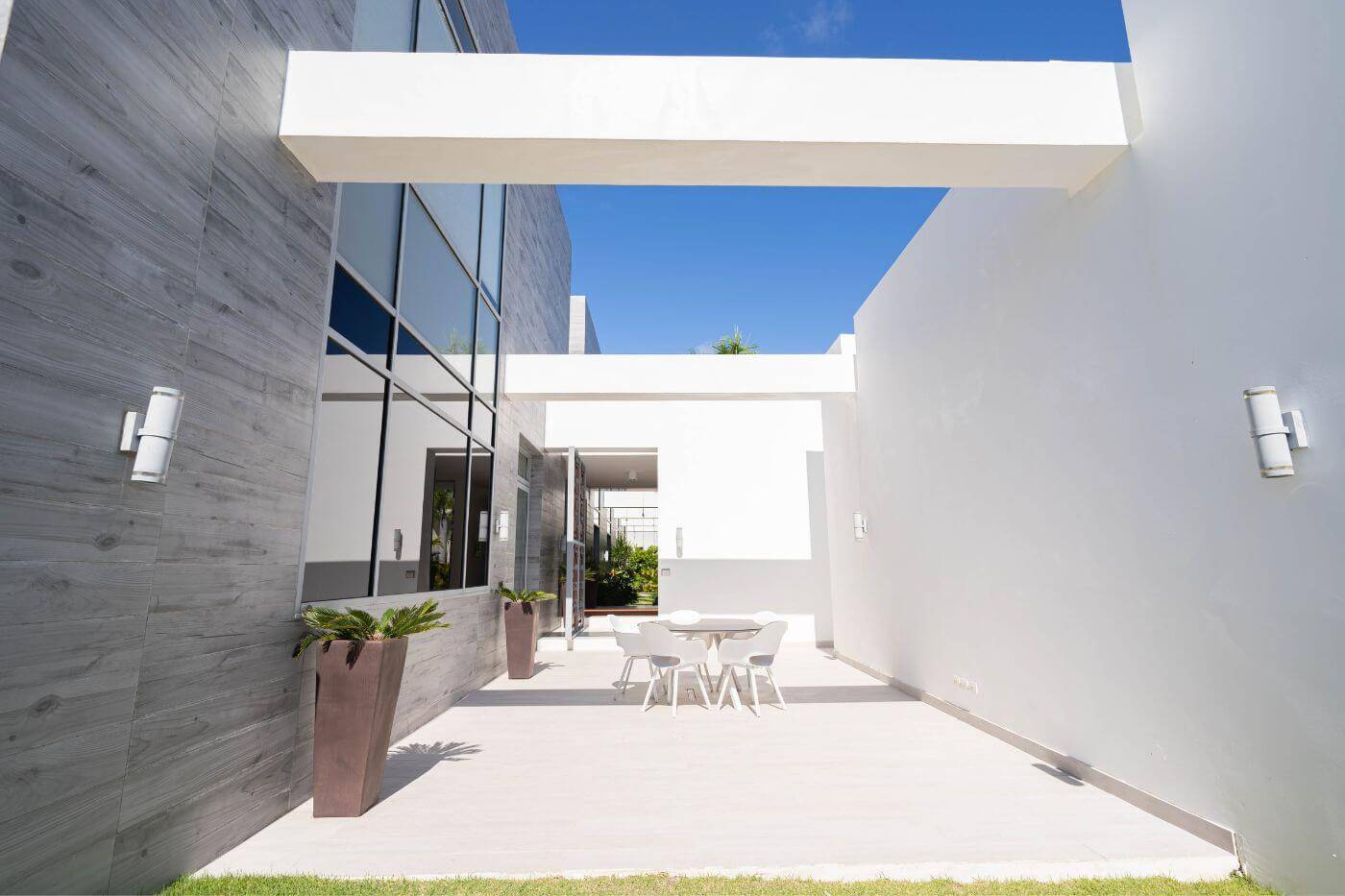 Akim Villa
