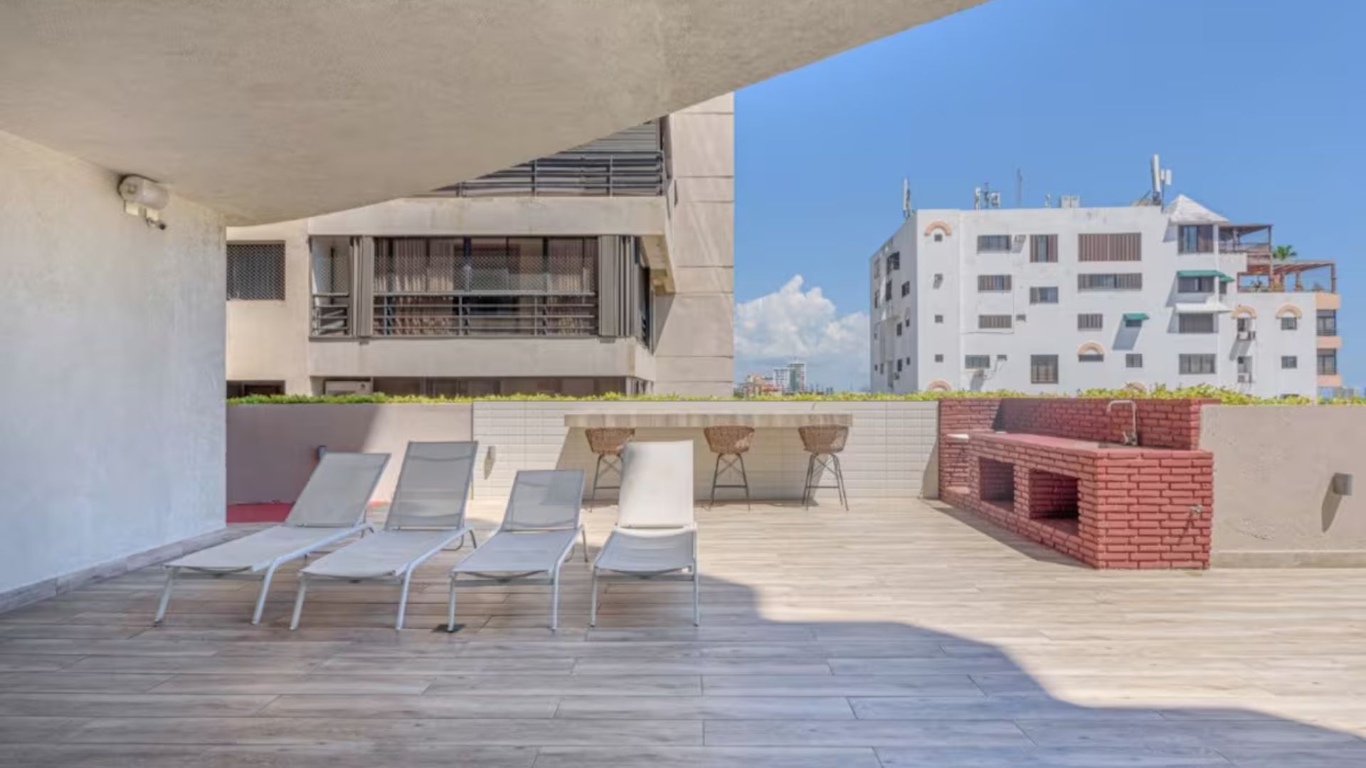 Available for rent-Sant.Dom CT3