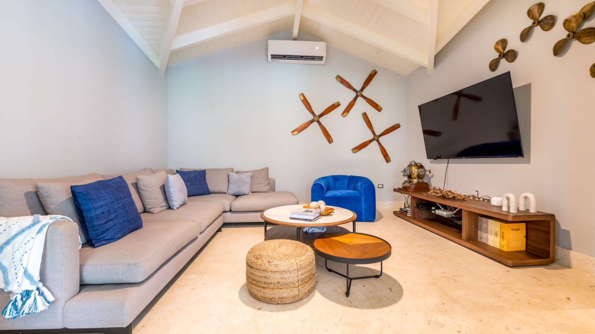 For Rent, Casa de Campo L92