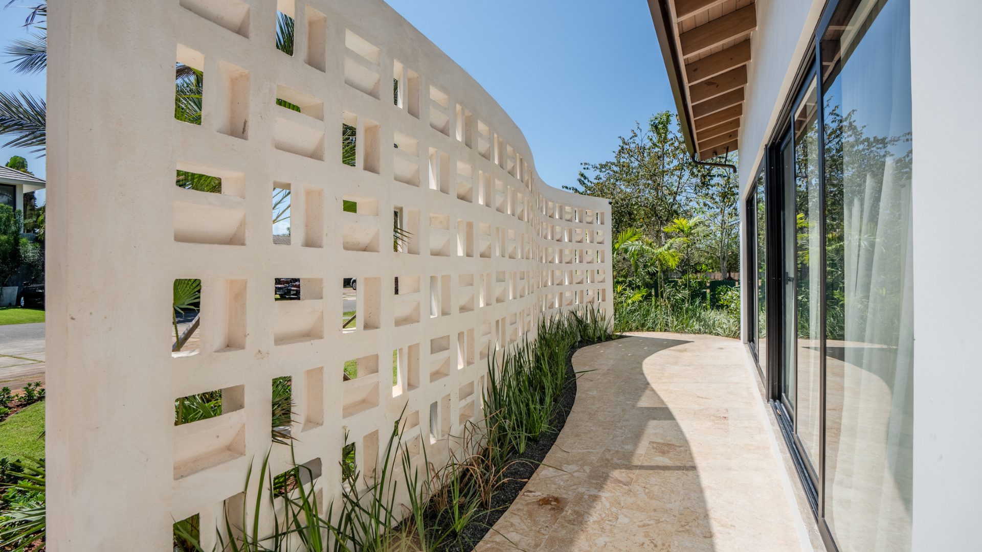 Available for rent, Casa de Campo B10
