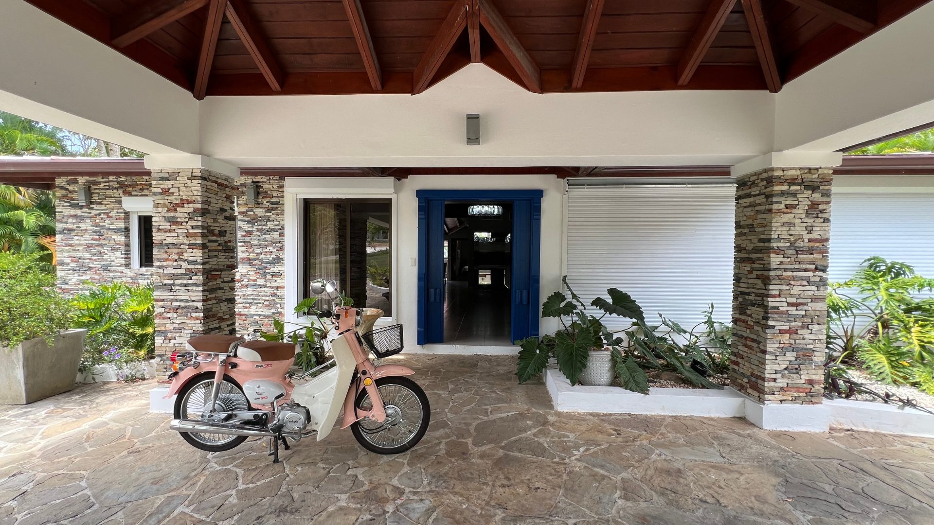 Villa C27