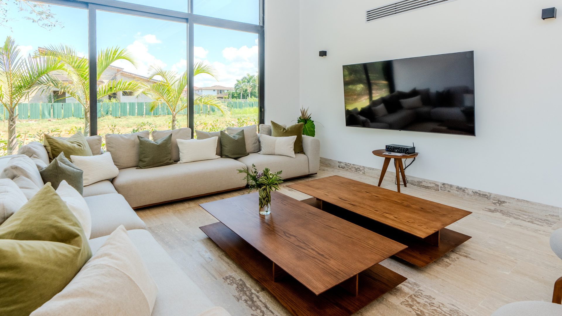 Available for rent, Casa de Campo B10
