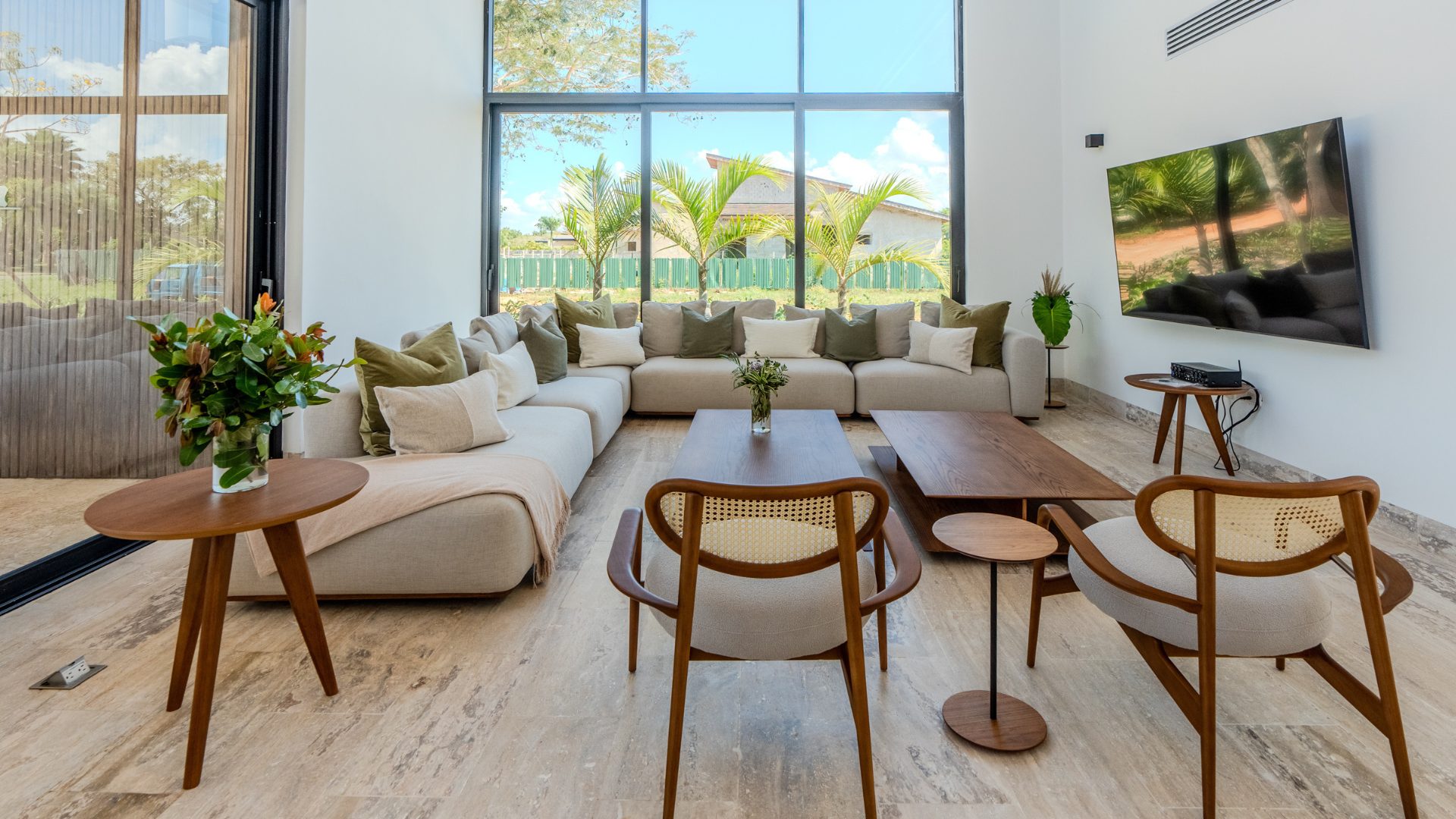Available for rent, Casa de Campo B10