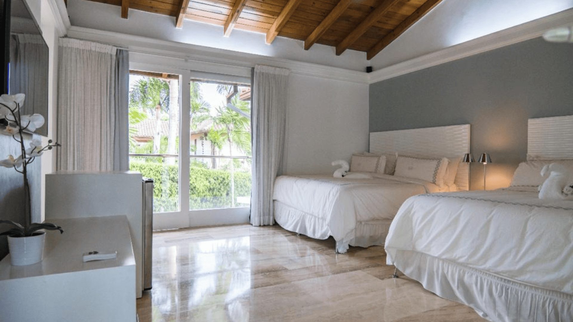 Villa L8