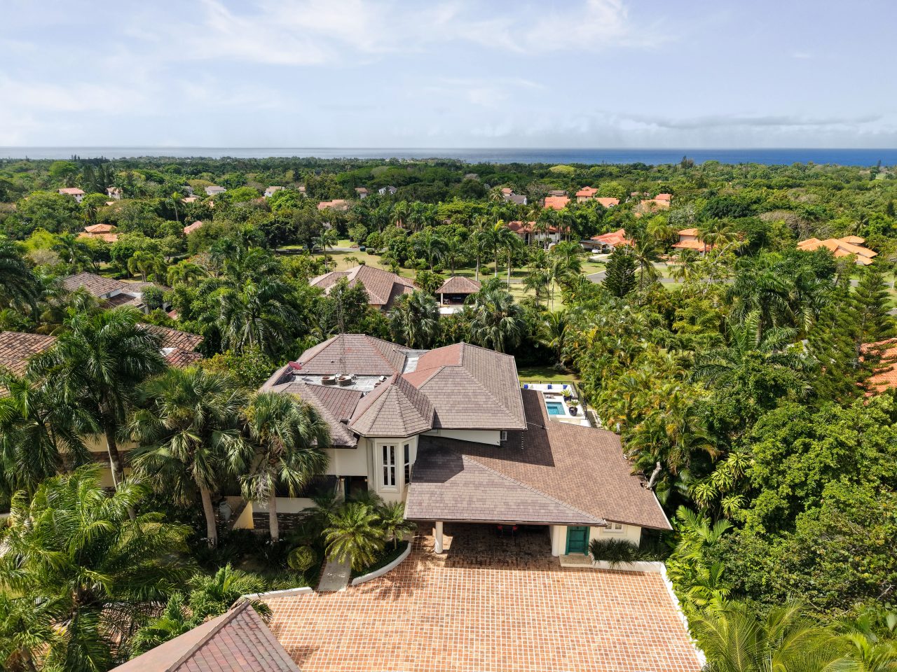 Available for rent Terraza 7