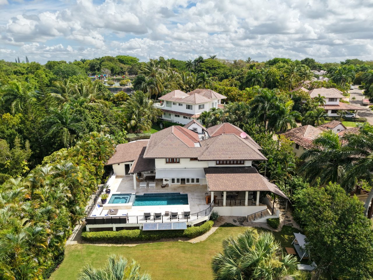 Available for rent Terraza 7